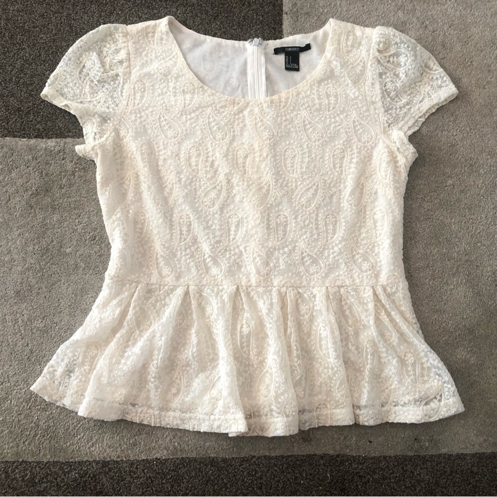 Forever21 Crochet top sz S